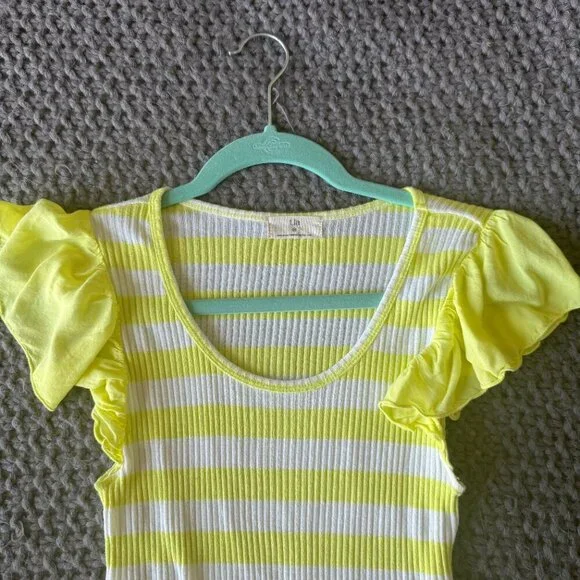 Anthropologie t.la Striped Flutter Top in Size Medium - Picture 7 of 9